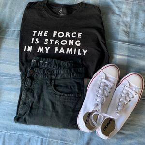 ❌ 2 for $10❌The force is strong T-shirt (L)